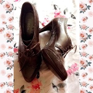 Brown BCBGirls oxford heels size 8